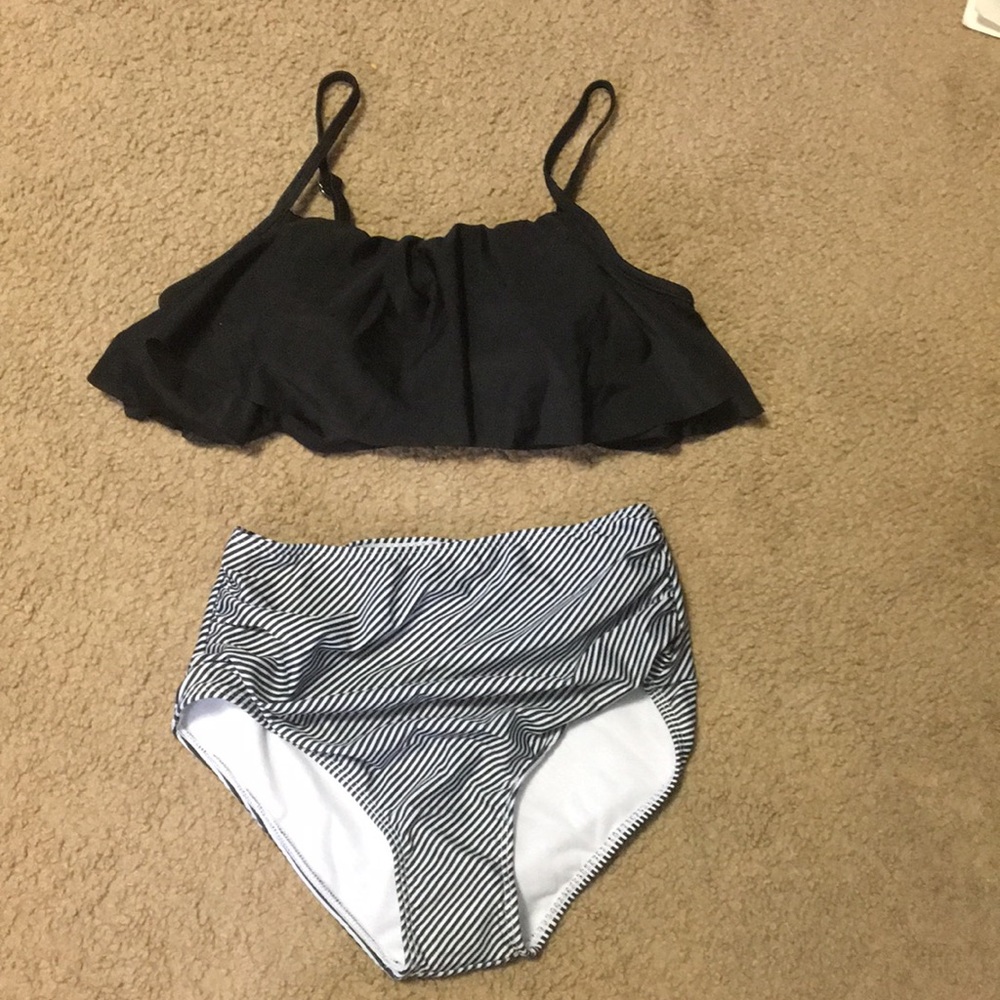 Cupshe Falbala High-Waisted Bikini Set